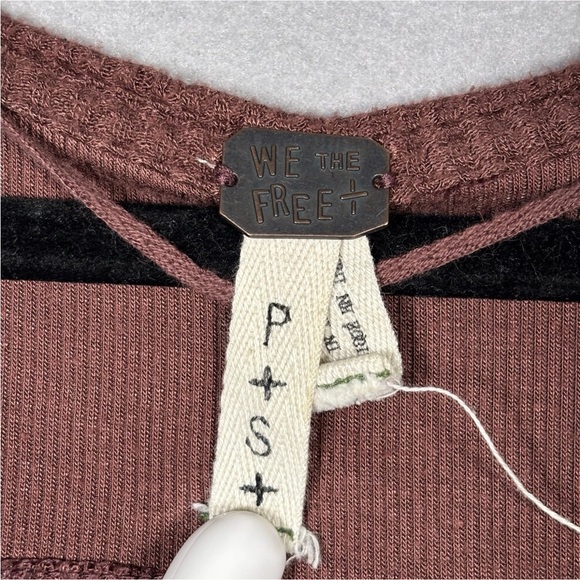 We The Free People Malibu Thermal Top Long Sleeve Women’s Small Oversized Boho - Picture 7 of 11